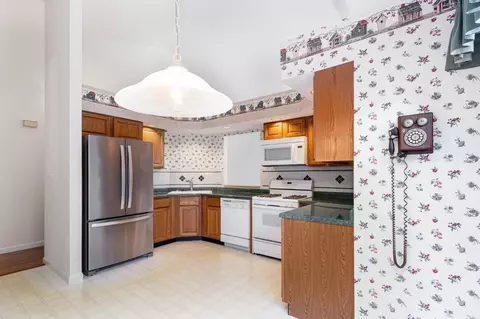 902 Cornwallis Ln, Munster, IN 46321 photo 7