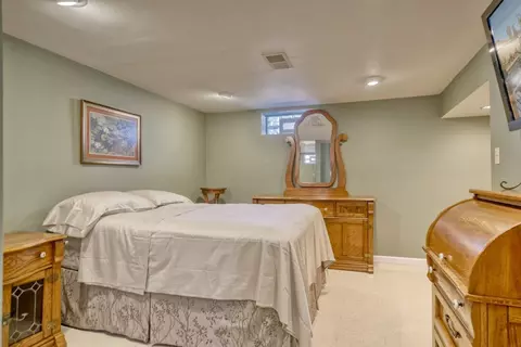 1035 N Jay St, Griffith, IN 46319 photo 16