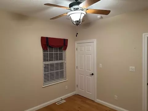 491 E Chambers, Bloomington, IN 47404 photo 38