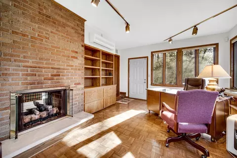 8651 Juniper Ter, Gary, IN 46403 photo 9