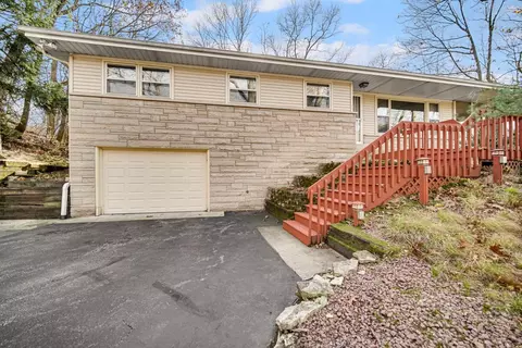 8651 Juniper Ter, Gary, IN 46403 photo 2