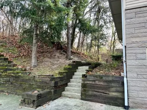8651 Juniper Ter, Gary, IN 46403 photo 27