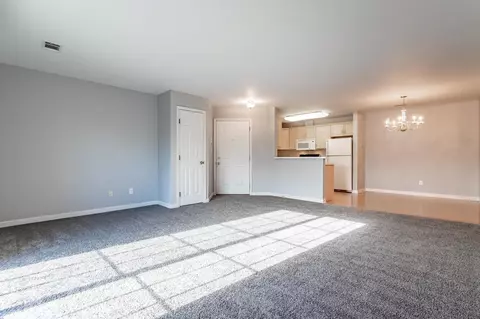 2720 Georgetowne Dr #C2, Highland, IN 46322 photo 7