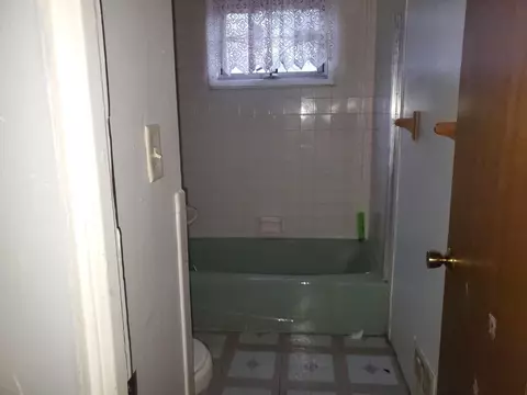 2027 W 19th Ave, Gary, IN 46404 photo 3