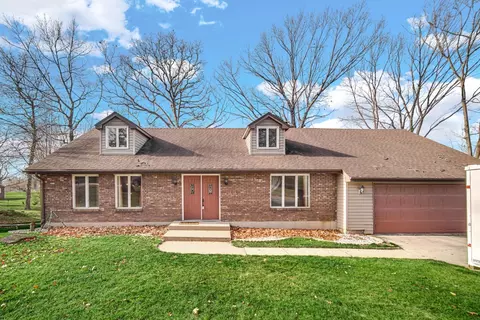 2730 James Dr, Dyer, IN 46311 photo 1