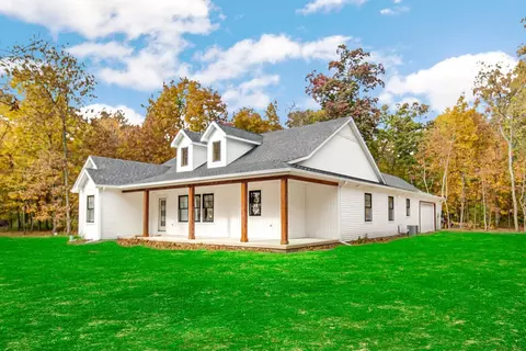 439 E State Road 8, Kouts, IN 46347 photo 4