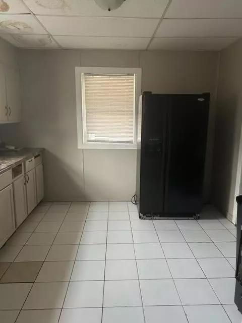 3613 Monroe St, Gary, IN 46408 photo 2