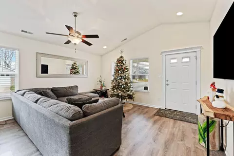 101 Neville Ct, Porter, IN 46304 photo 3