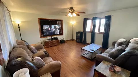 2043 E 330, Winamac, IN 46996 photo 7