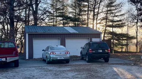 2043 E 330, Winamac, IN 46996 photo 5