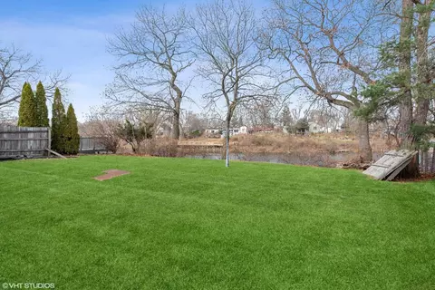 6040 Forest Ave, Gary, IN 46403 photo 17
