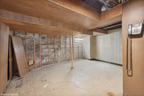 6040 Forest Ave, Gary, IN 46403 photo 14