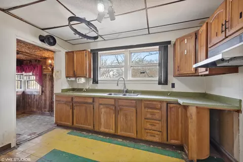 6040 Forest Ave, Gary, IN 46403 photo 6
