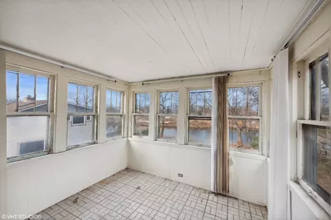 6040 Forest Ave, Gary, IN 46403 photo 10