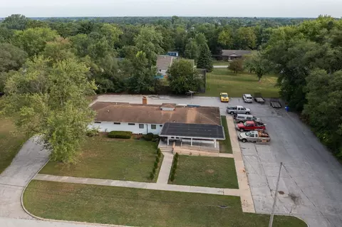 404 10th St, De Motte, IN 46310 photo 17