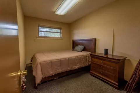 404 10th St, De Motte, IN 46310 photo 11