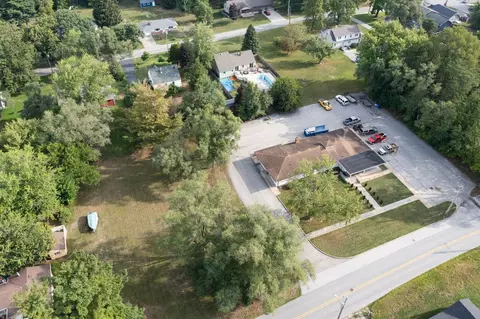 404 10th St, De Motte, IN 46310 photo 18