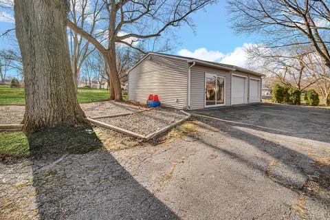 207 Hickory St, Crown Point, IN 46307 photo 23