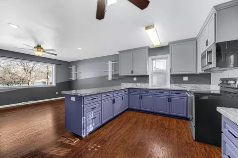 207 Hickory St, Crown Point, IN 46307 photo 5