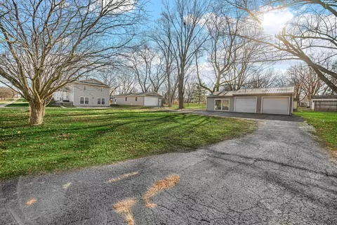 207 Hickory St, Crown Point, IN 46307 photo 24