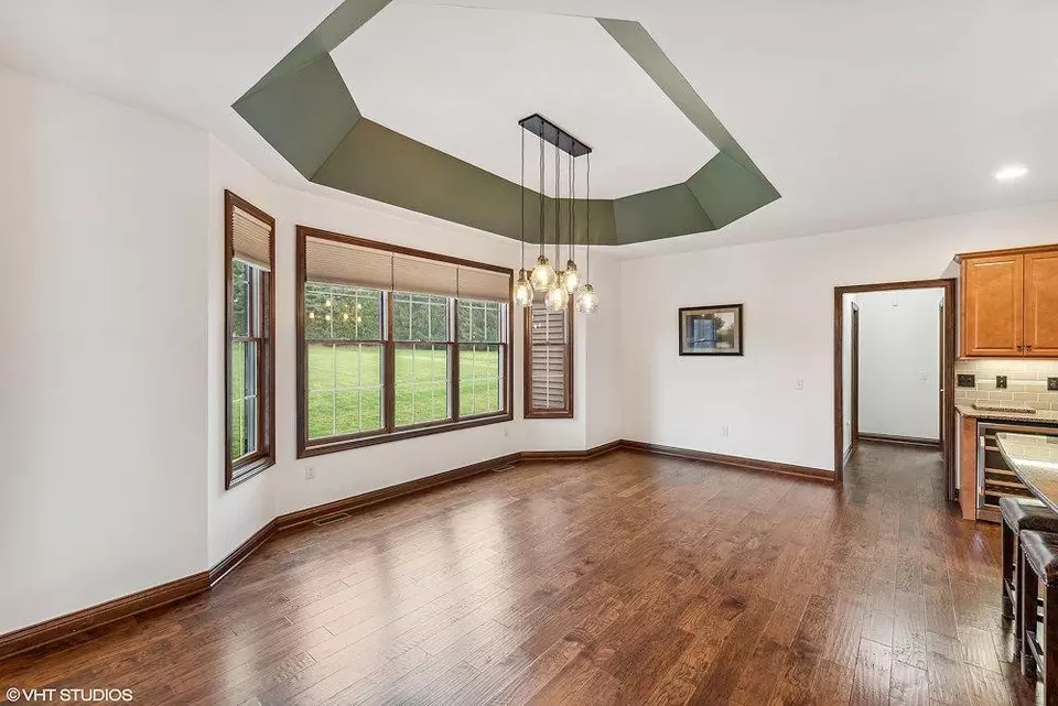  372 Lewis Ct, Valparaiso, IN 46383 photo 14