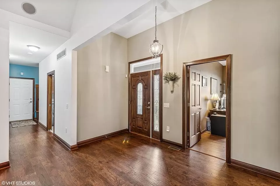  372 Lewis Ct, Valparaiso, IN 46383 photo 15