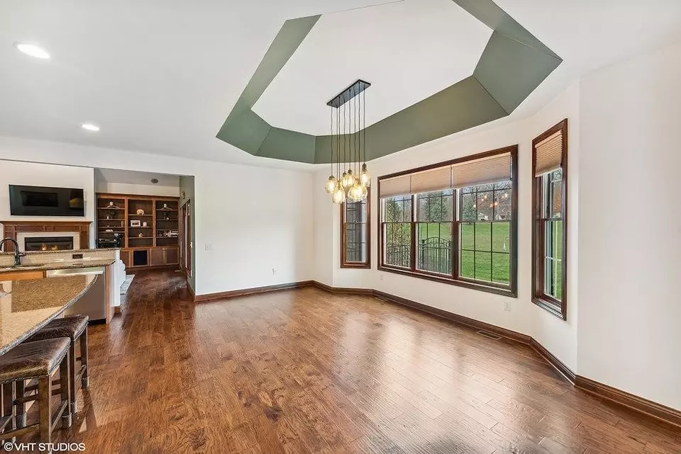  372 Lewis Ct, Valparaiso, IN 46383 photo 13