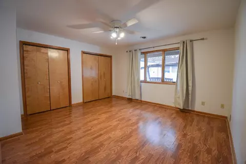 954 Ivanhoe Ln, Dyer, IN 46311 photo 9