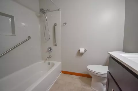 954 Ivanhoe Ln, Dyer, IN 46311 photo 14