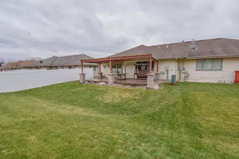 954 Ivanhoe Ln, Dyer, IN 46311 photo 18