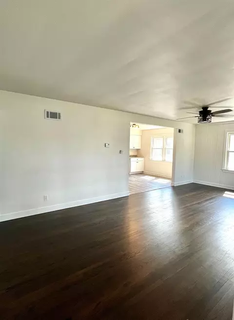 407 N Griffith Blvd, Griffith, IN 46319 photo 8