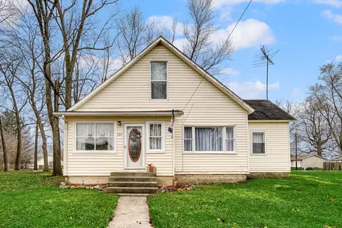 309 W Beaver St, Morocco, IN 47963 photo 1