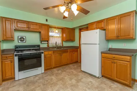 8140 Jackson Ave, Munster, IN 46321 photo 6