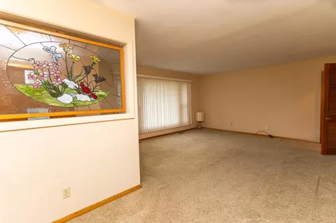 8140 Jackson Ave, Munster, IN 46321 photo 4