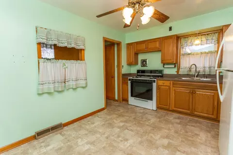 8140 Jackson Ave, Munster, IN 46321 photo 7