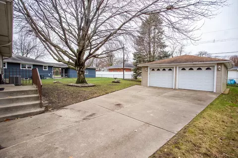 8140 Jackson Ave, Munster, IN 46321 photo 14