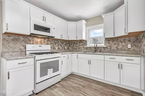 2109 W 19th Ave, Gary, IN 46404 photo 13