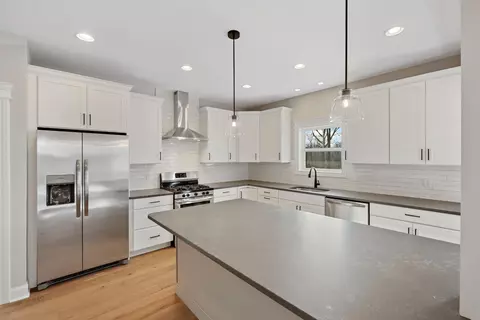 817 Hayfield Dr, Crown Point, IN 46307 photo 8