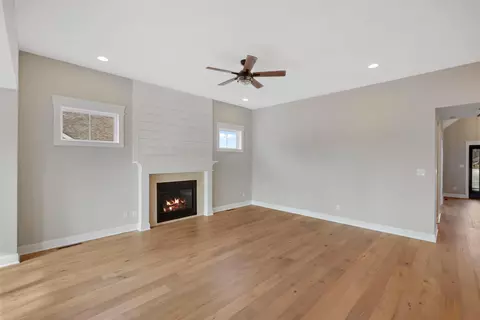817 Hayfield Dr, Crown Point, IN 46307 photo 10