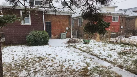 2518 W 19th Ave, Gary, IN 46404 photo 6