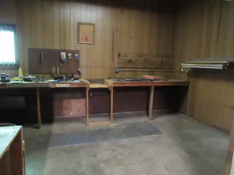 732 S Broad St, Griffith, IN 46319 photo 9