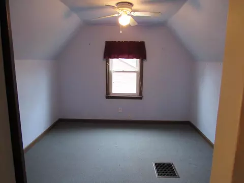 732 S Broad St, Griffith, IN 46319 photo 18