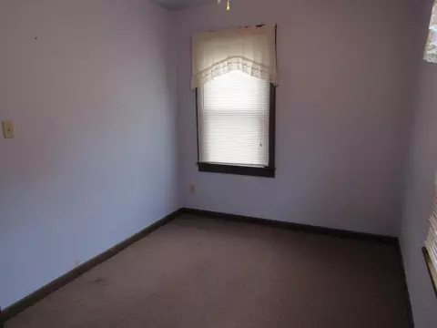 732 S Broad St, Griffith, IN 46319 photo 16