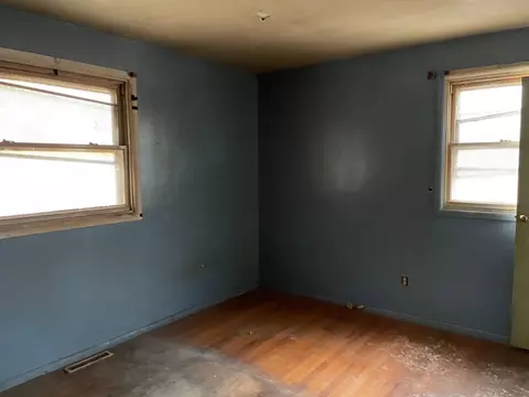 7303 Hemlock Ave, Gary, IN 46403 photo 10