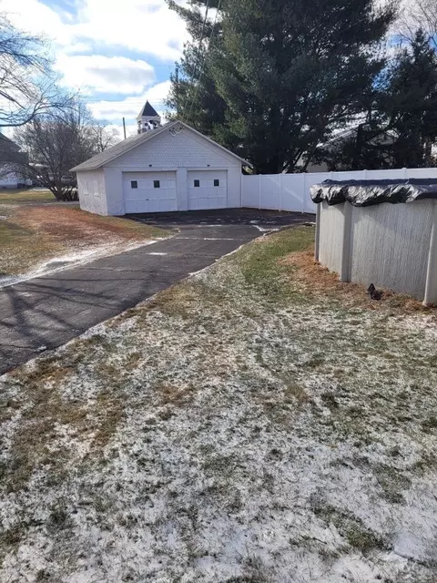 121 E Howard St, Brook, IN 47922 photo 30