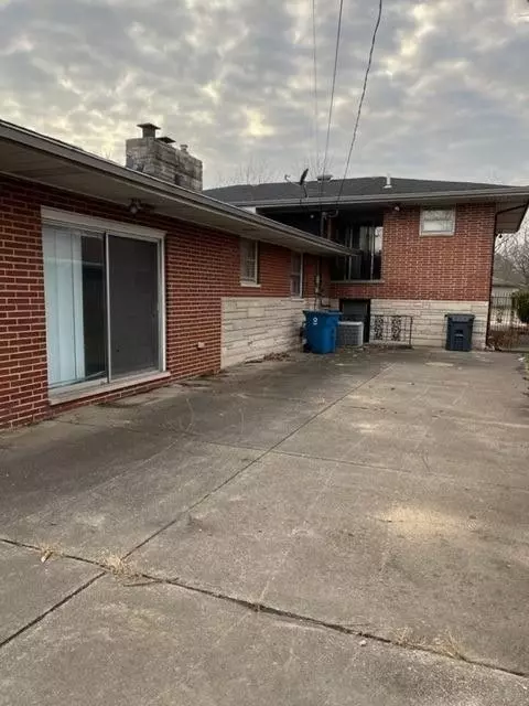 7100 Ash Ave, Gary, IN 46403 photo 3