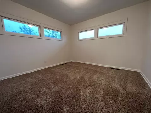 7110 Ash Pl, Gary, IN 46403 photo 11