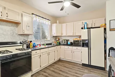 4937 Pine Ave, Hammond, IN 46327 photo 8