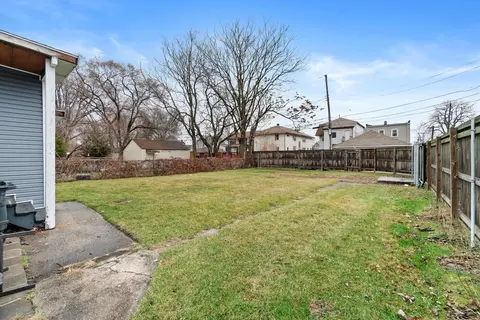 4937 Pine Ave, Hammond, IN 46327 photo 4