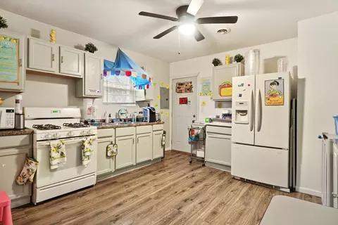 4937 Pine Ave, Hammond, IN 46327 photo 17